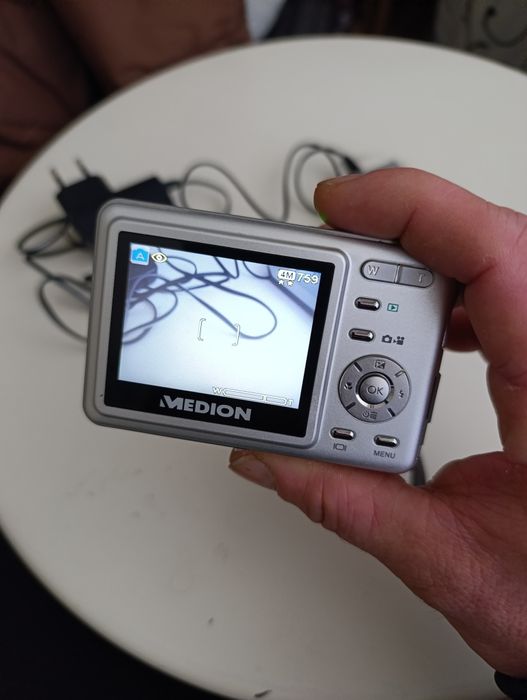 Цифровой фотоаппарат,2 шт.