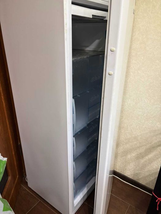 морозильна камера BEKO
