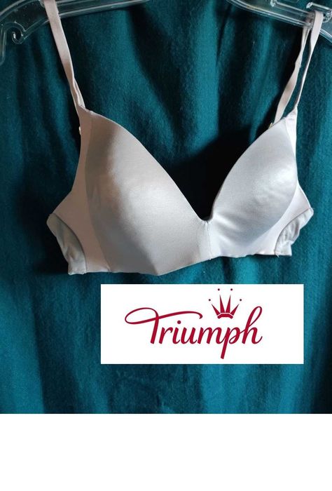 metaliczny satynowy stanik biustonosz Triumph bezszwowy nude cielisty