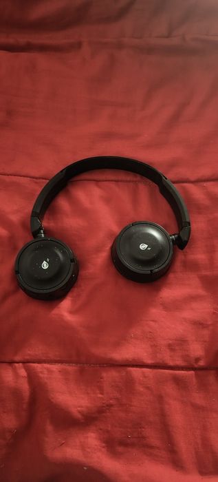 Fones Bluetooth Preto - Usados, Mas em bom Estado!