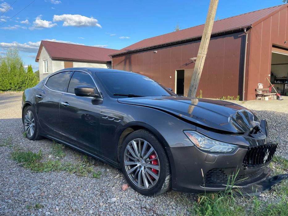 Maserati Ghibli Maserati Ghibli SQ4 3.0 V6 410KM - stoi w POLSCE