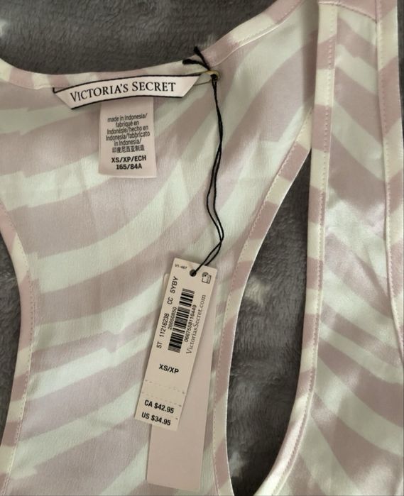 Майка від victoria's secret