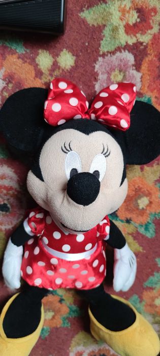 Детская кукла Микки Маус.