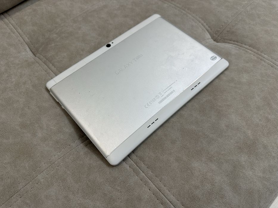 Продам планшет Samsung Galaxy Tab в хорошому стані