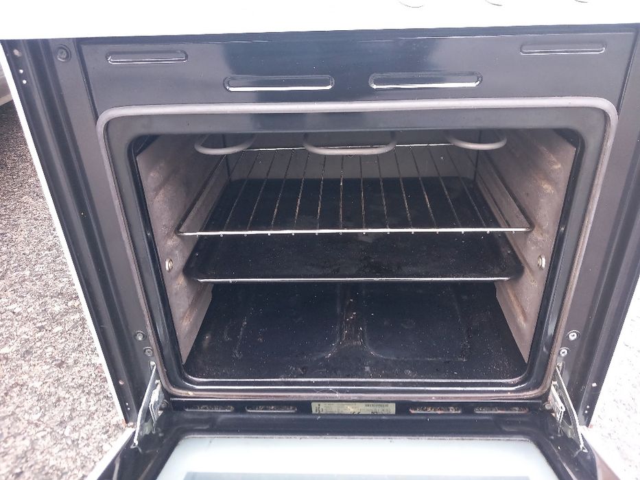 Forno  eléctrico com placa de gás Teka