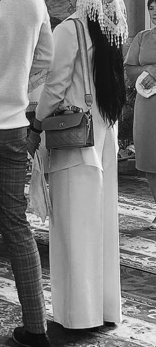 Продам костюм (жіночий)