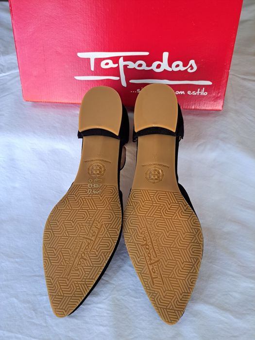 Sapatos de senhora Tapadas NOVOS