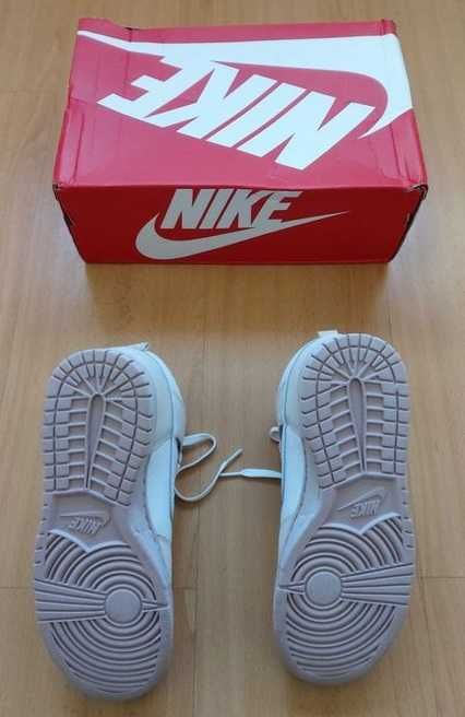 Nike Dunk Hi Retro PRM - Tamanho 40 - Novos na caixa