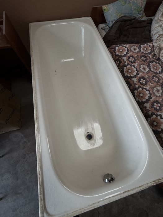 Продам ванну металеву