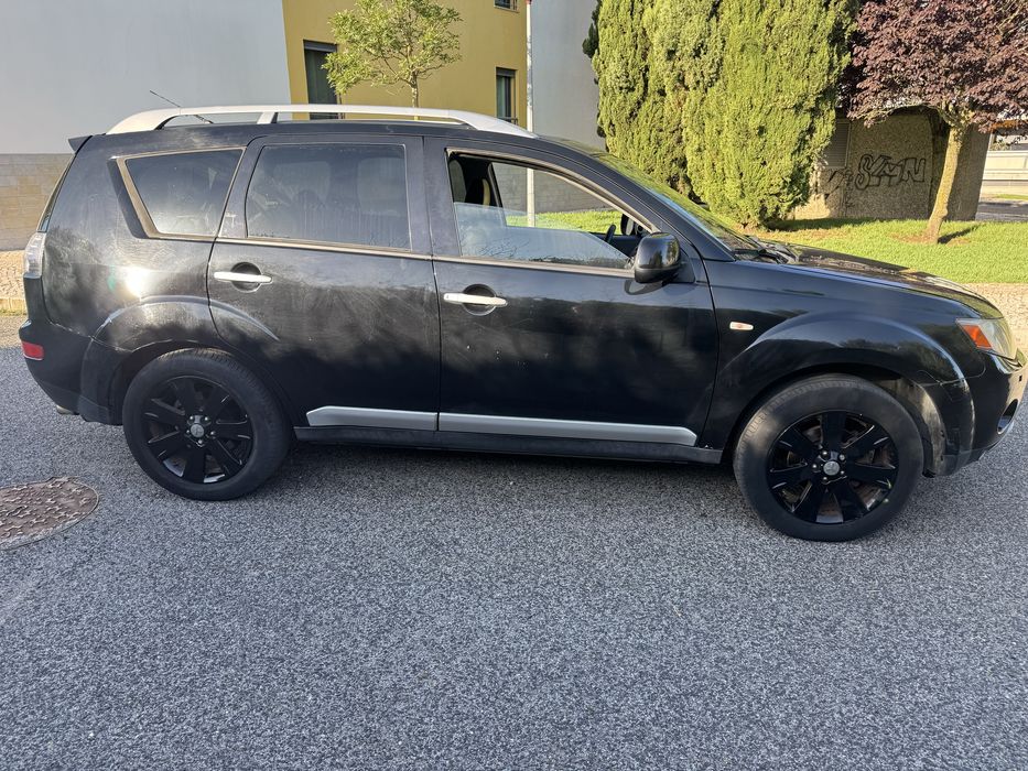 Mitsubishi outlender 2.0 did 7 lug 4x4