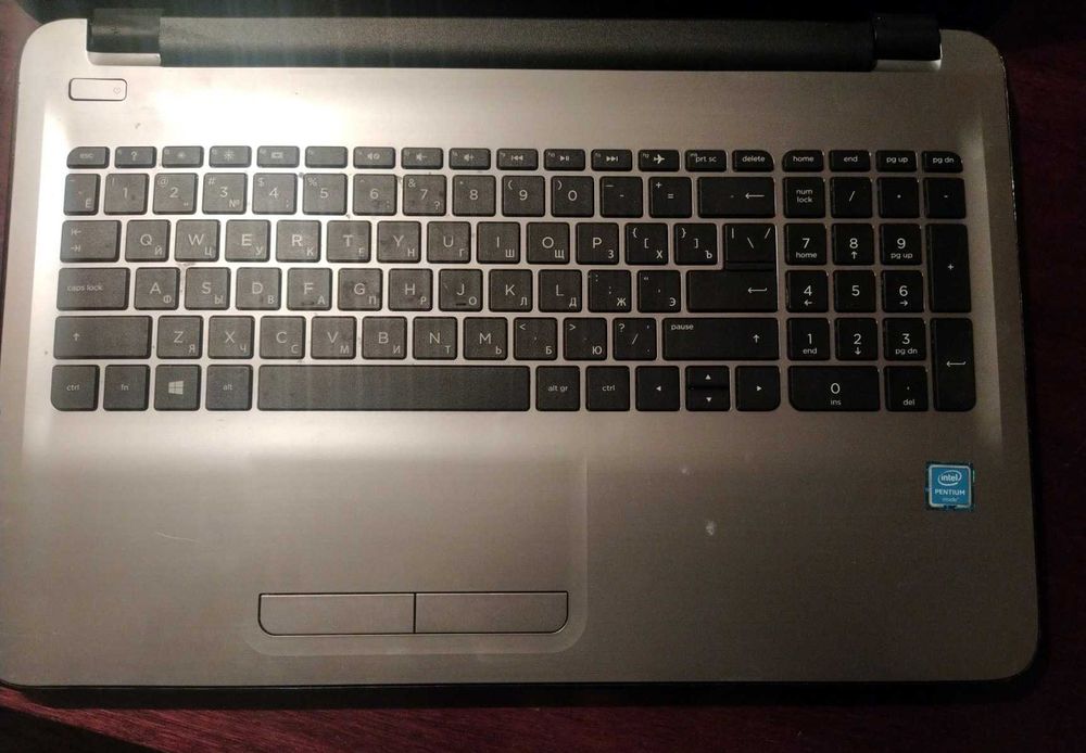 Ноутбук не рабочий HР 15.6", Intel N3710, 4 GB DDR3, 500 GB HDD