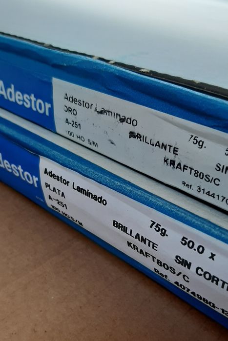 Papel autoadesivo para impressão