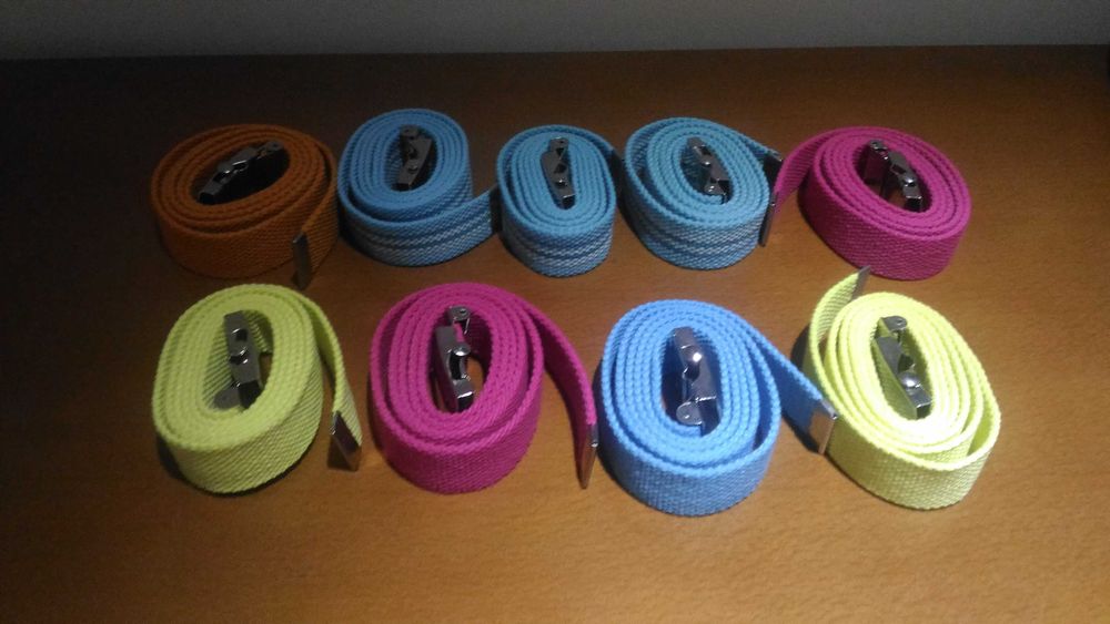 Vários cintos. Novos.