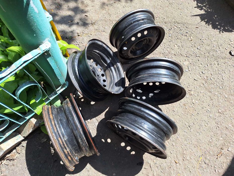 Диски Lanos R13 4x100 ET49 J5 DIA56.6