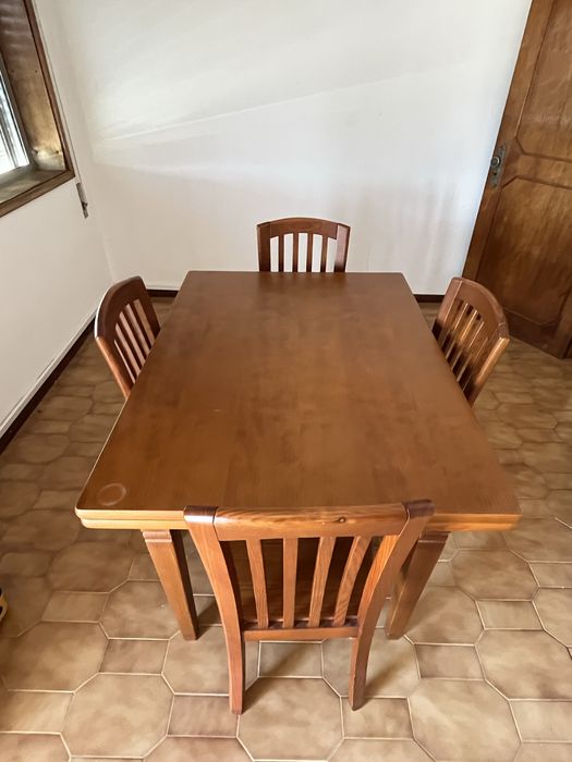 Sala de jantar completa