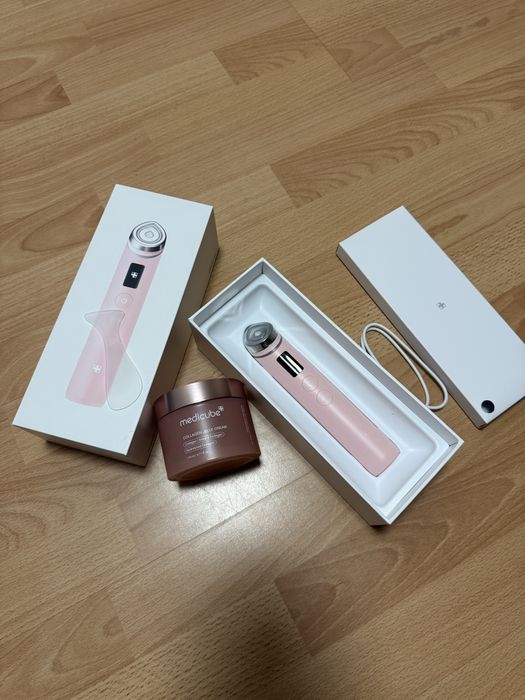 Medicube age-r booster pro