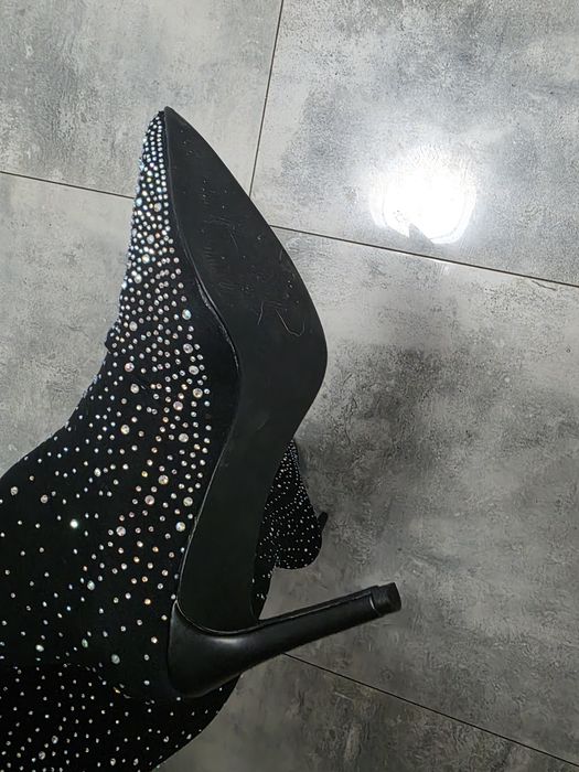 Piękne kozaki z Cyrkoniami na Sylwestra rozmiar 39