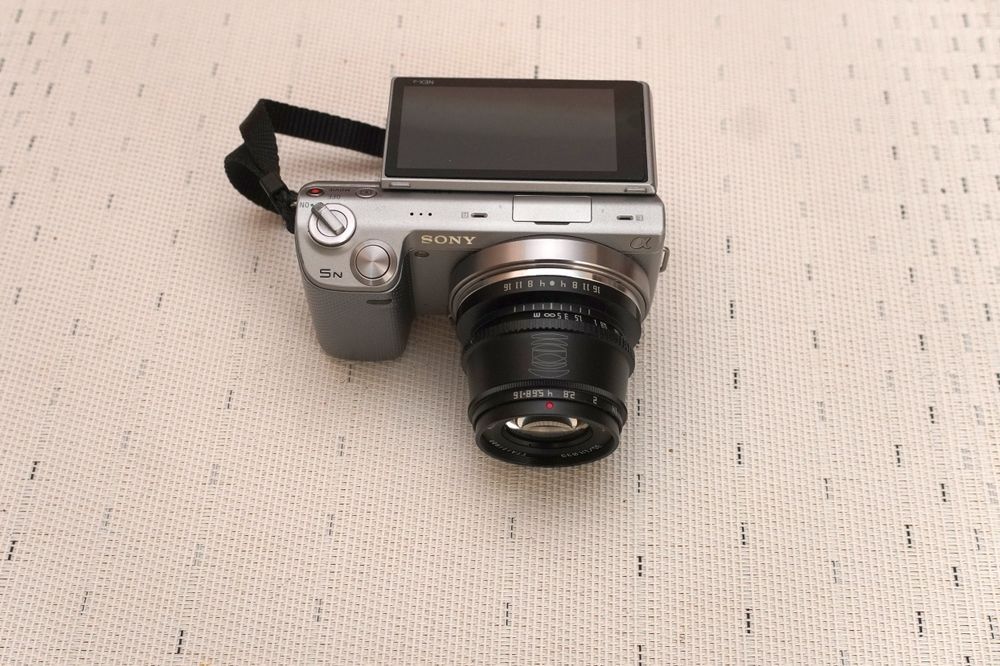 Sonu Nex 5N с объективом TTArtisan 35 1.4