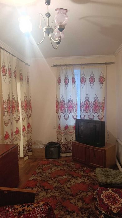 (3) Продам частину будинку р-н Олієжиркомбінату 0756