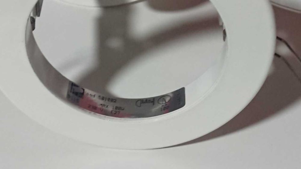 Conjunto de 4 focos de encastrar (circulares)