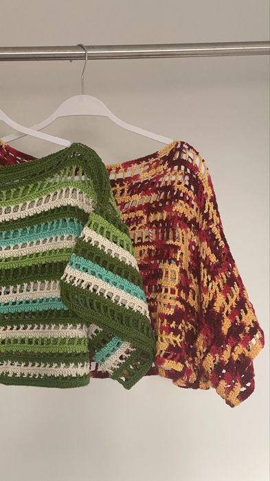 Top em crochet feito à mão