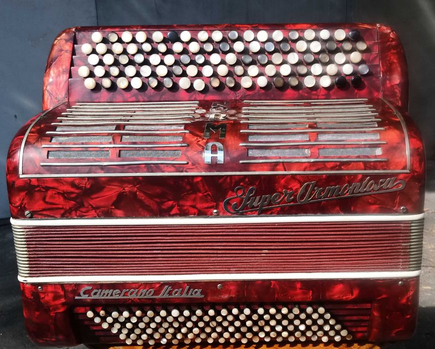 Італійський баян- акордеон Norma "Super Armoniosa"