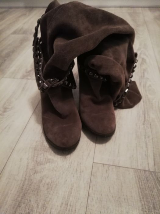 Kozaki całe ze skóry 37