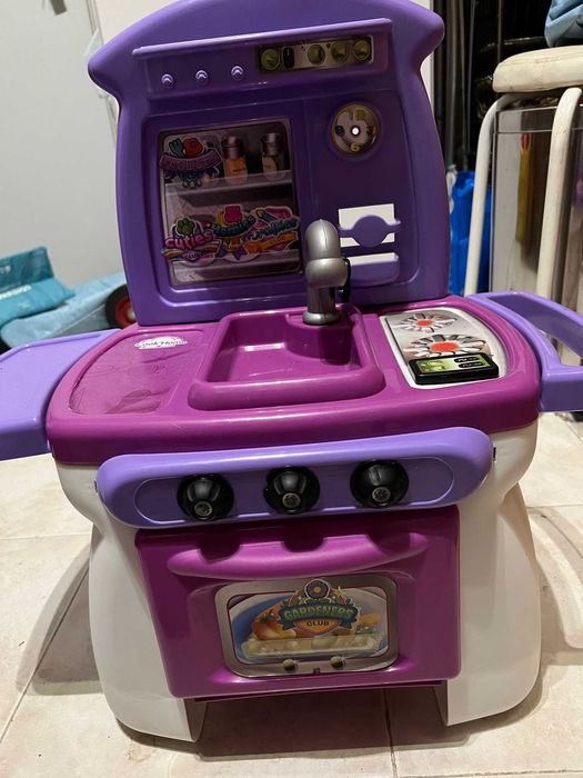 Cozinha de brincar para criança