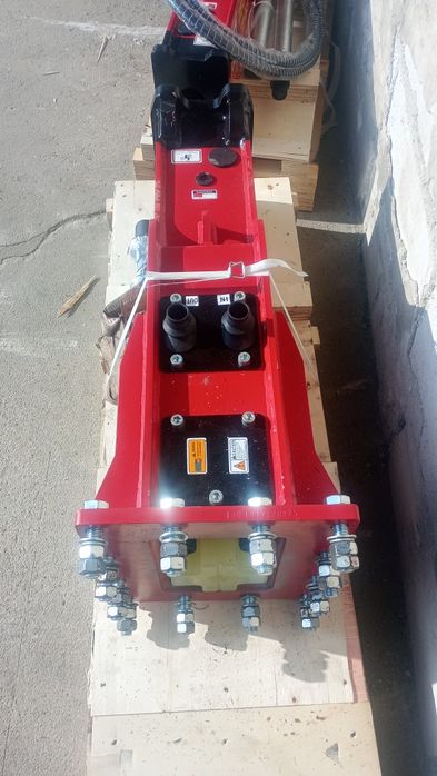 Młoty Hydrauliczne Do Koparek