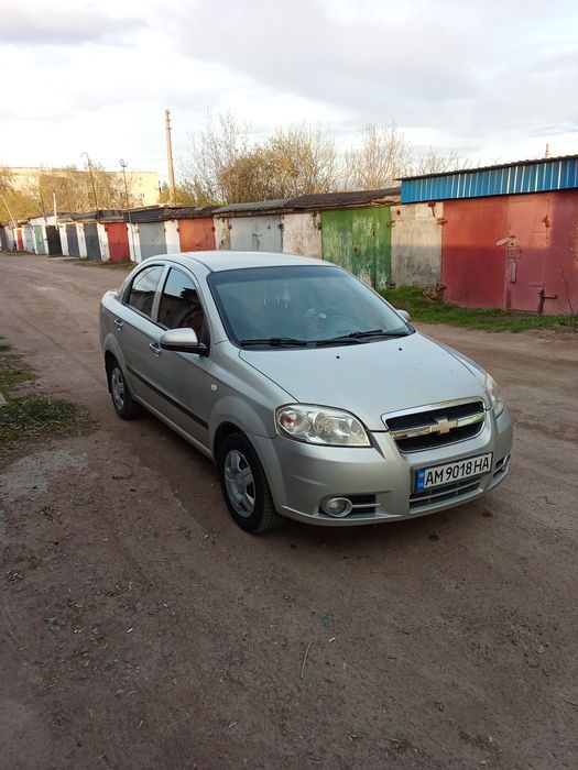 Продам Шевроле авео .