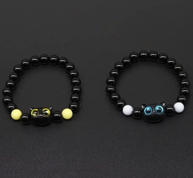 2 pulseiras com gato (novas)