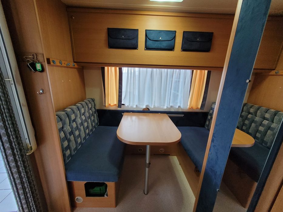 Caravana knaus 400 Sport c/ moover, painel solar