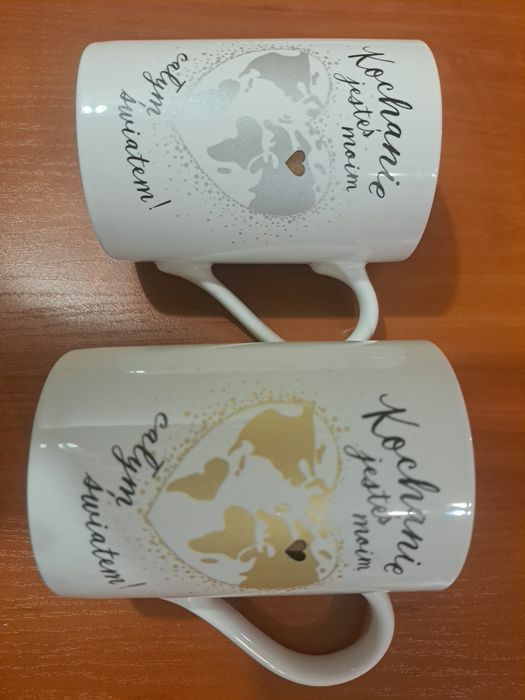 Dwie sztuki porcelany