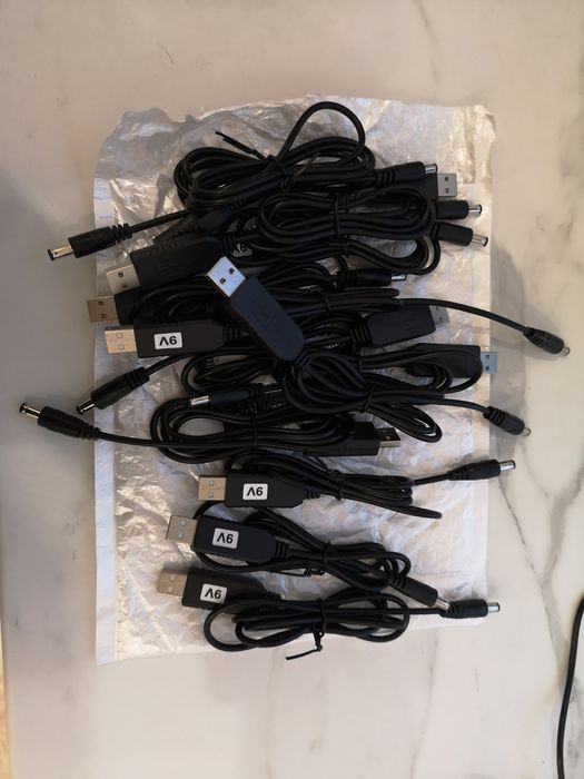 Кабель до роутера 9В і 12в