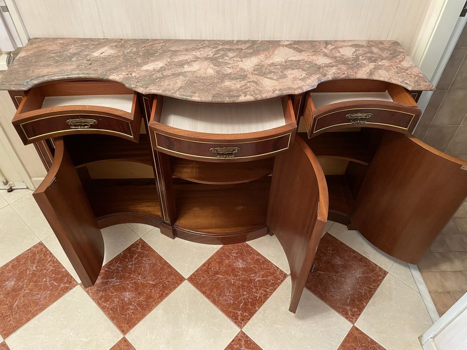 Vendo Consola/Sapateira como nova