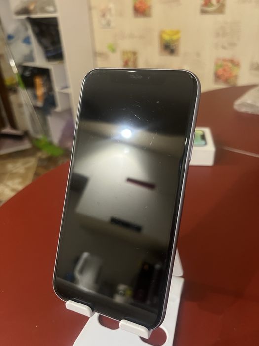 Iphone 11 64/gb neverlock