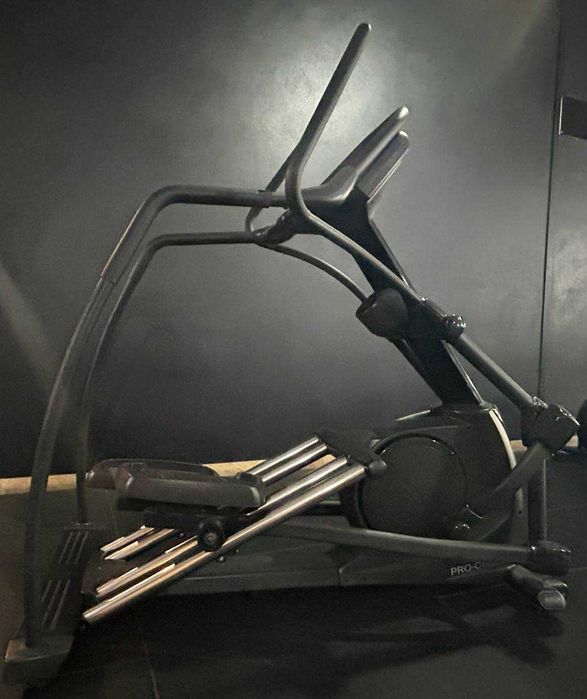 Elíptica Climber FFiTTech Climber
