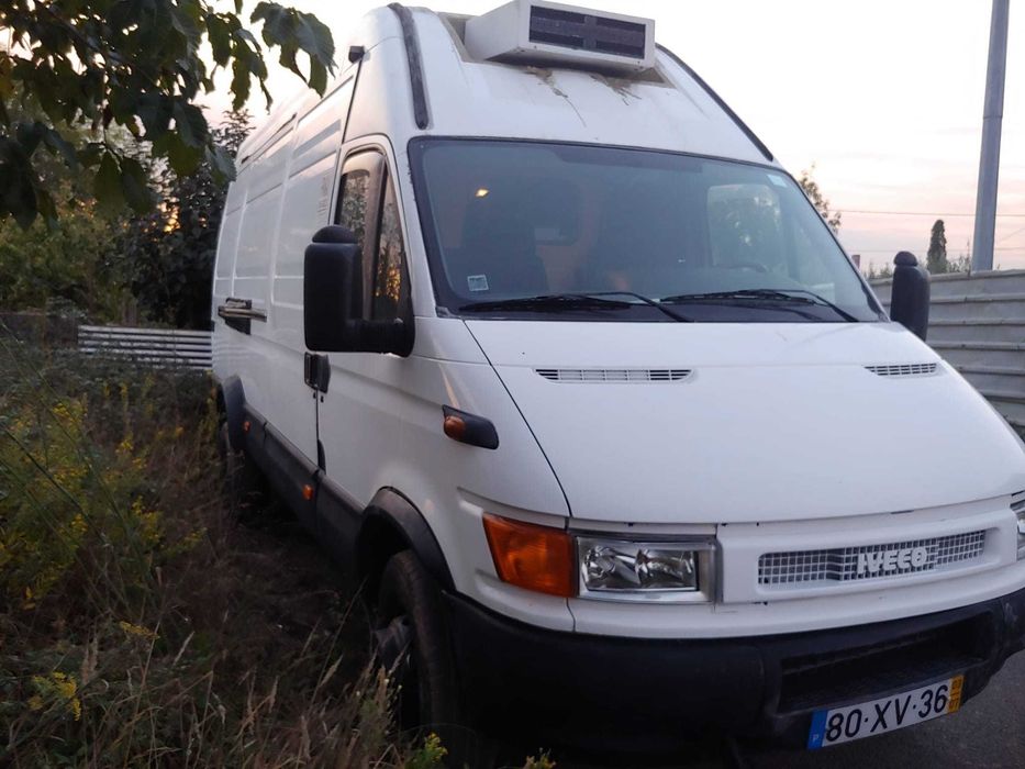 Iveco 65C15. FECH.FRIGORIFICO.Troco por uma van de categoria B ou suas sugestões.