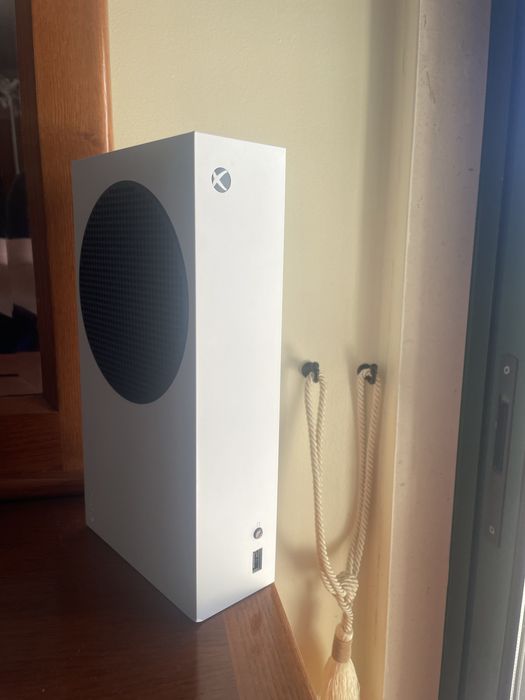Xbox Serie S + Comando [1]