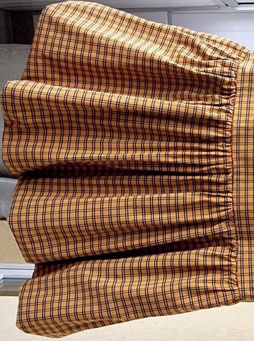 Sukienka z tafty w kratę Levi's