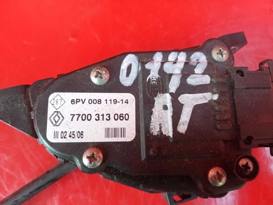 Педаль газу Renault Trafic 2 7700313060 Рено Трафик педаль газа