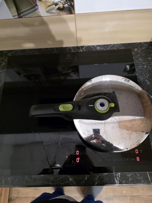 Płyta indukcyjna electrolux