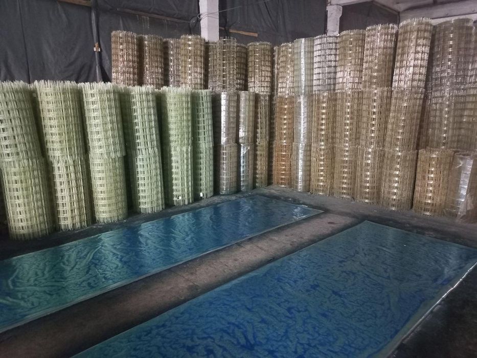 композитна сітка та арматура