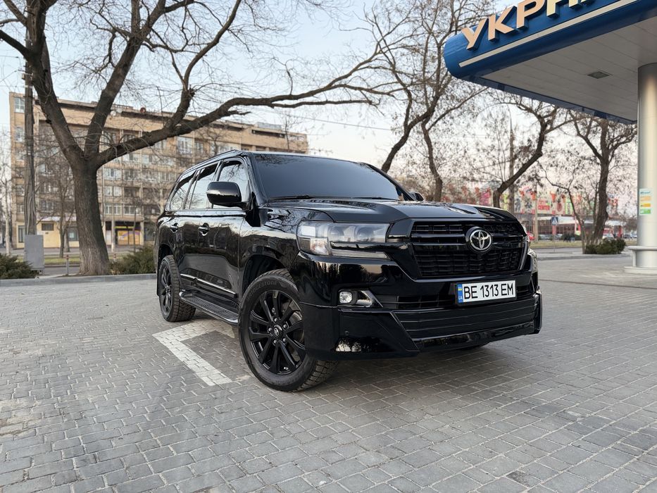 Продам ленд крузер  200