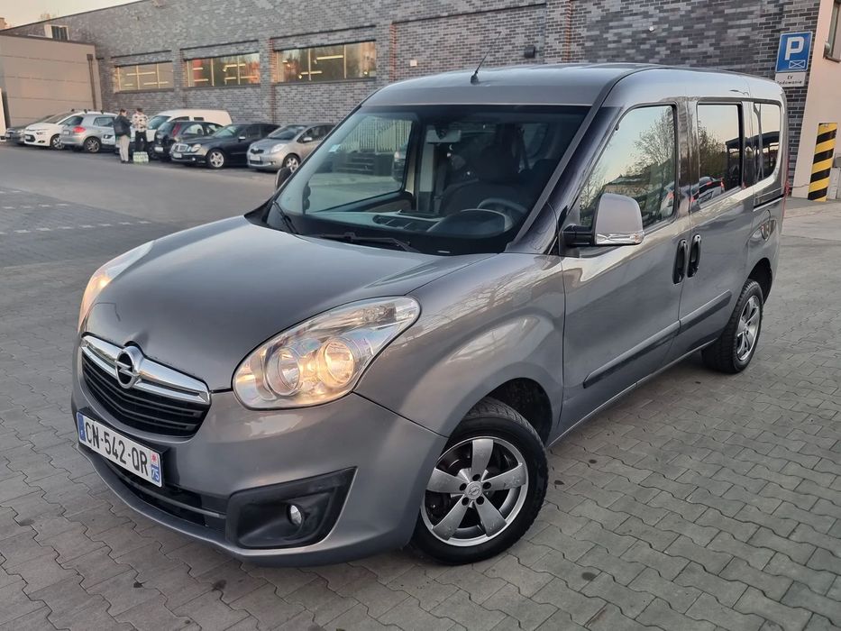 Opel Combo Climatronic tempomat
