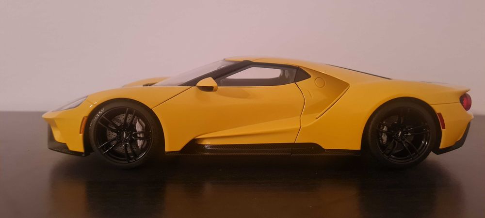 Ford GT 2017 - 1:18 AutoArt