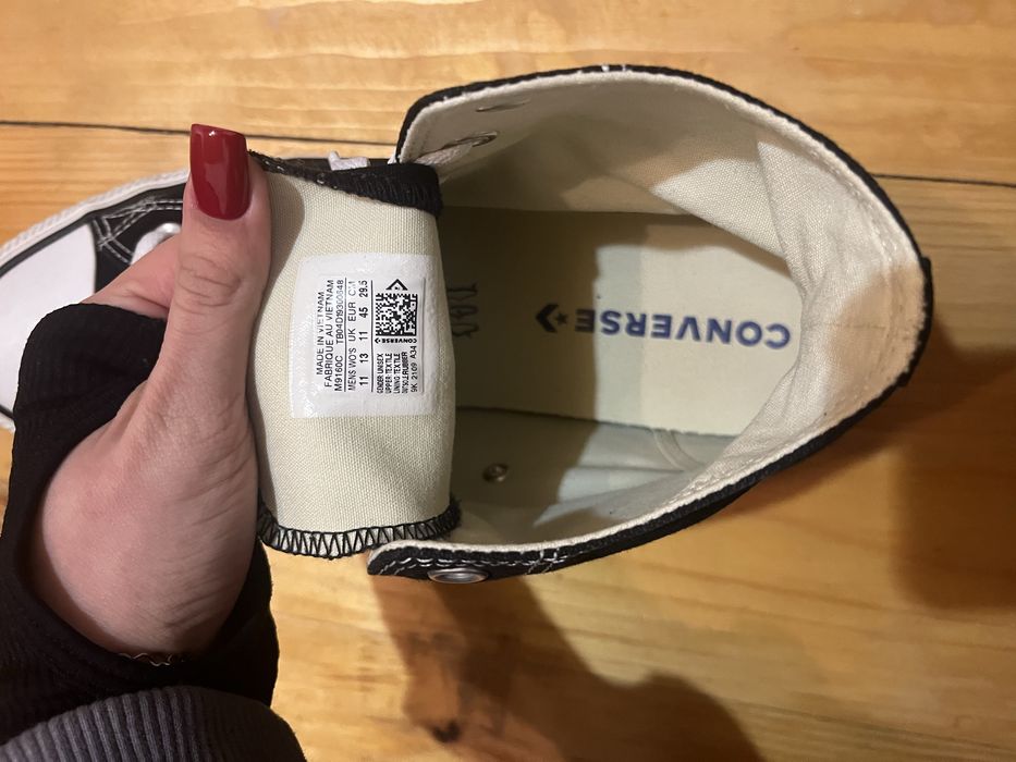 Продам кросівки оригінал