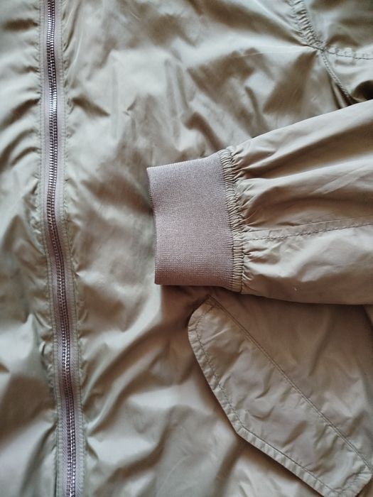 Бомбер вітровка H&M