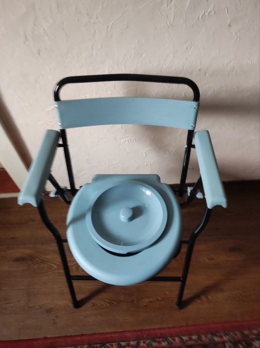 Стільчик - туалет