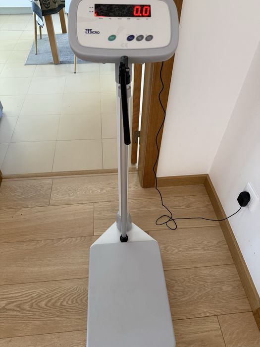 Balança Médica Digital Micro com IMC